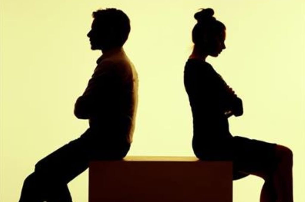 مفكك الأسر.. “الطلاق” في انتشار مستمر