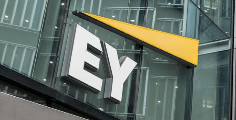 وظائف شاغرة في فروع شركة EY.. لحمَلة البكالوريوس والماجستير