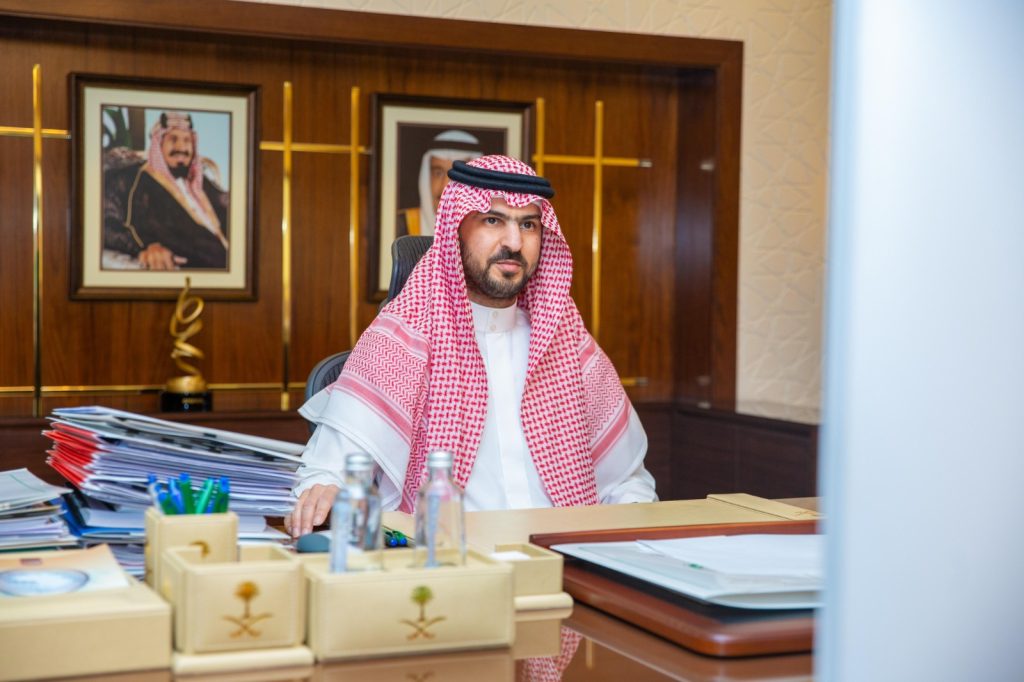 الأمير سعود بن بندر يرأس اجتماع هيئة تطوير الأحساء عبر الأتصال المرئي