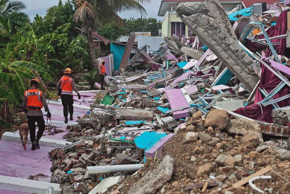 بقوة 5.6 درجات.. زلزال يضرب جزيرة في إندونيسيا