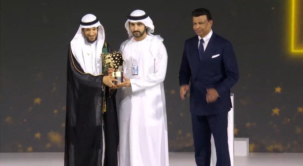 منصور المنصور من تعليم الأحساء أفضل معلم على مستوى العالم