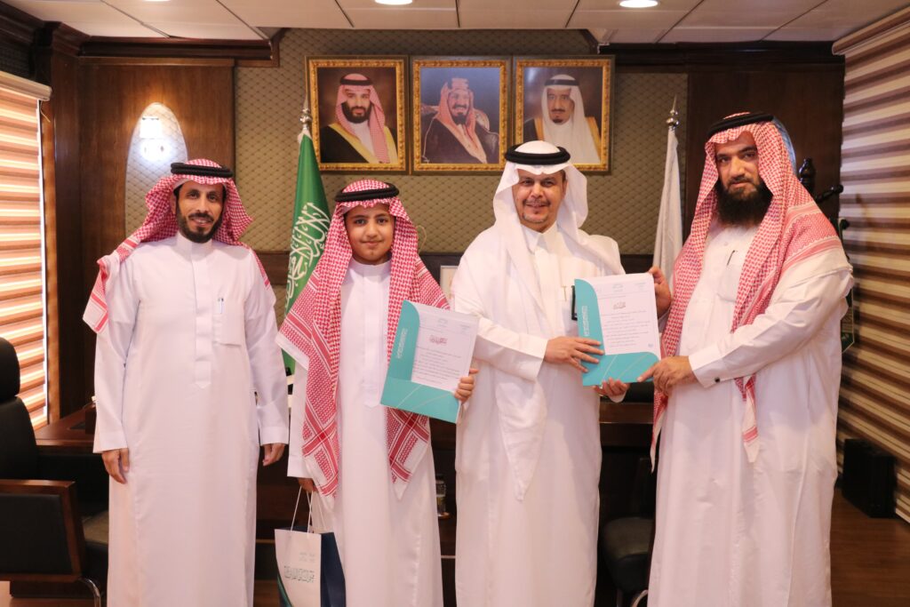 تعليم الأحساء يكرم الفائزين بجائزة ” مجمع الملك سلمان العالمي للغة العربية “