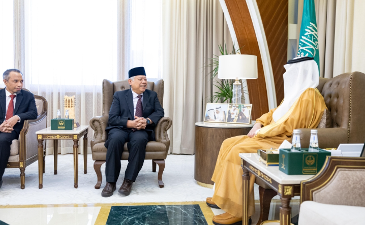أمير المنطقة الشرقية يستقبل سفير جمهورية إندونيسيا لدى المملكة