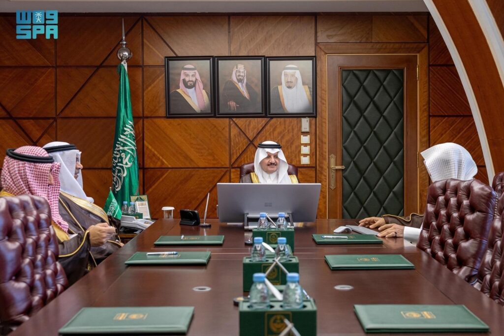 أمير الشرقية يطلع على مبادرة “الوقف البلدي” للهيئة العامة للأوقاف بالمنطقة