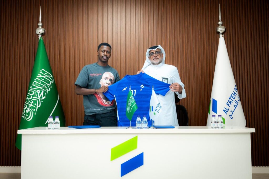 الفتح يضم سطام تمبكتي ثلاث سنوات لتعزيز الظهير الأيمن