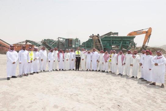 أمانة الأحساء تستعرض تجربتها في “تدوير المخلّفات الإنشائية” لوفد الوزارة والأمانات