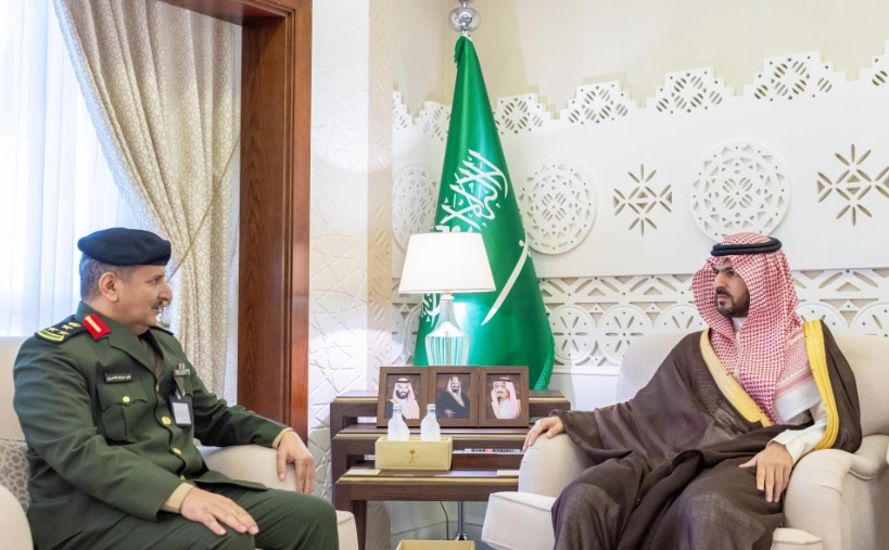 نائب أمير الشرقية يهنىء مدير سجون المنطقة بمناسبة تعيينه