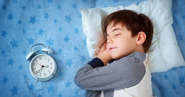 إعادة ضبط النوم مع العودة للمدارس.. سرّ الطاقة والتفوق الدراسي