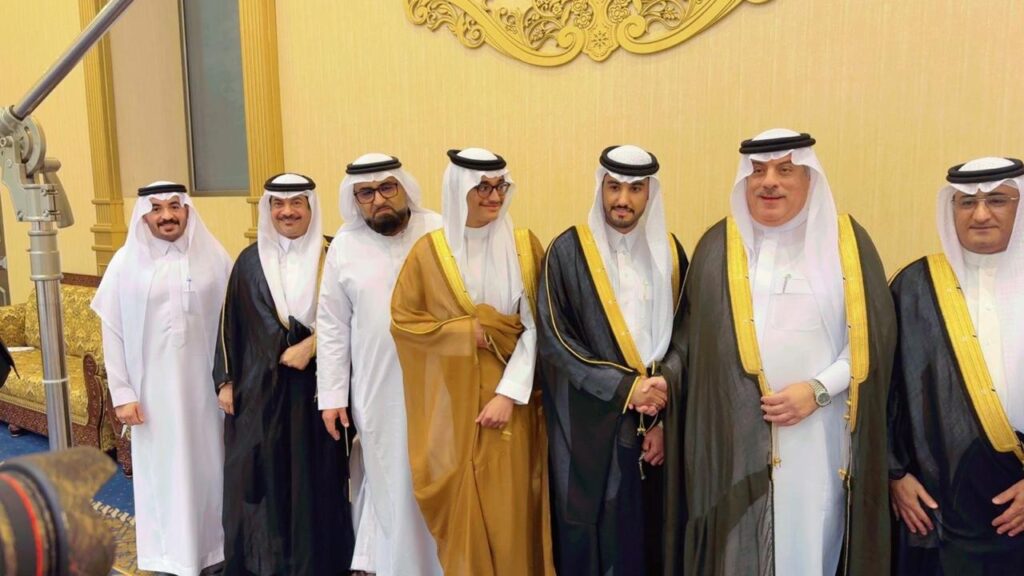 بالصور.. عائلة “الموسى و الغدير” بالهفوف يحتفلون بزواج ابنهم “محمد”