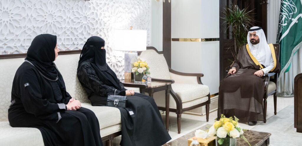 بدعم محافظ الأحساء بالمبادرات المجتمعية.. وكيل المحافظة يستقبل المدير العام لمركز ذكاء الطفل