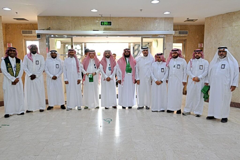  “سند” والتنمية الاجتماعية يشاركان أطفال مستشفى الولادة فرحة اليوم الوطني 95