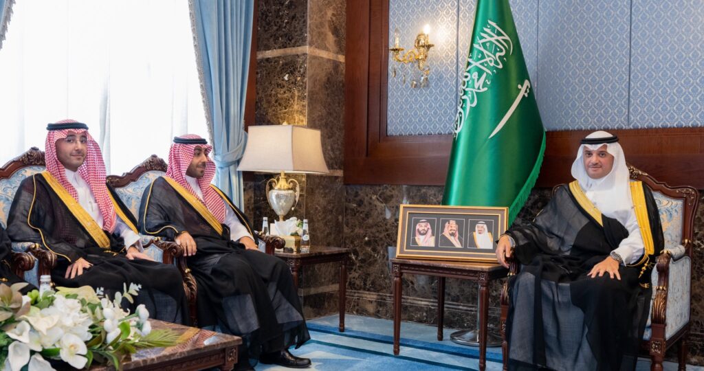 محافظ الأحساء يستقبل الرئيس التنفيذي المكلّف لهيئة تطوير المنطقة الشرقية