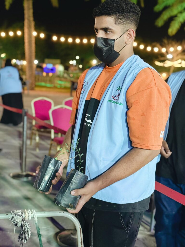 جمعية بديع لصحة البيئة البحرية تحتفي باليوم الوطني 95 بمبادرة تشجير