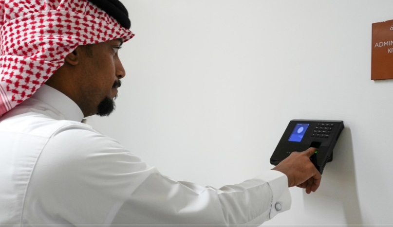 ”حضوري“ إلزامي في جميع المدارس وعقوبات صارمة للمخالفين بداية من الأحد