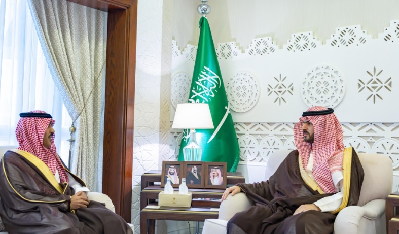 بمناسبة تكليفه.. نائب أمير الشرقية يستقبل مدير فرع وزارة الإعلام