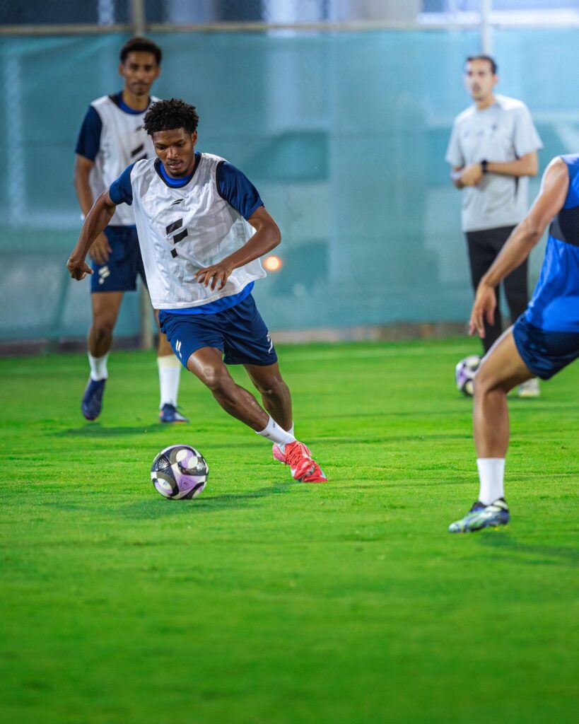الفتح يجري تدريبات استرجاعية.. ويبدأ التحضير لمواجهة الرياض في كأس الملك