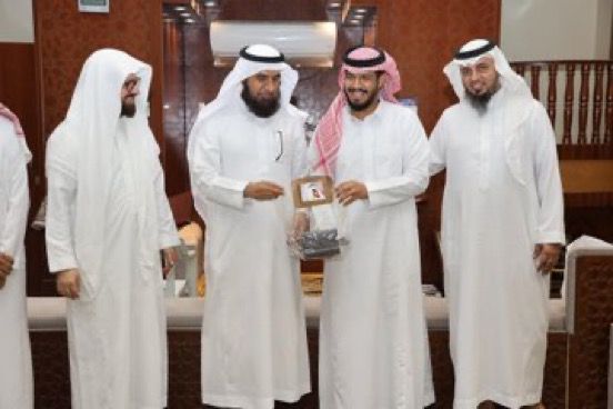 شريك إعلامي.. مدير جمعية تحفيظ القرآن بالأحساء يزور حلقة أبي دجانة