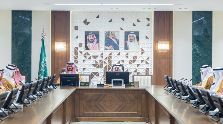 أمير المنطقة الشرقية يرأس اجتماع هيئة التطوير ويشدّد على متابعة تنفيذ المشاريع الحيوية