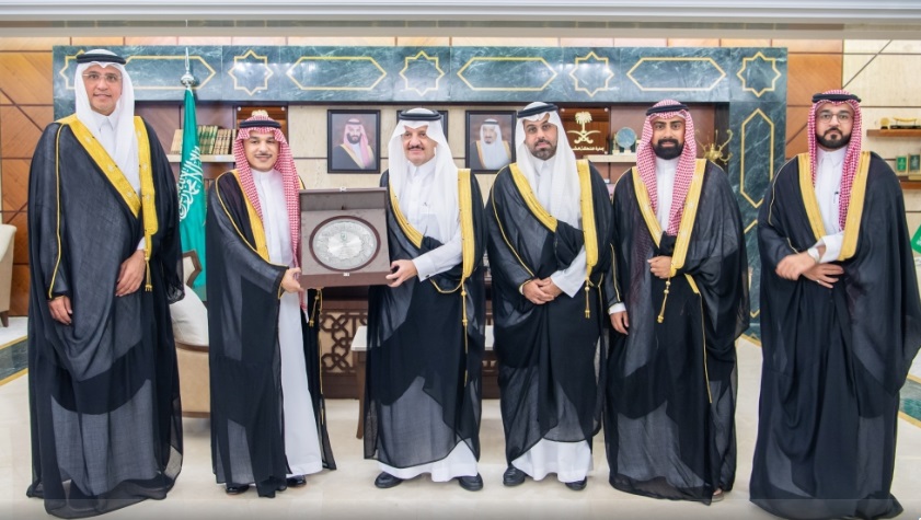 أمير الشرقية يستقبل مجلس إدارة الاتحاد السعودي لكرة اليد