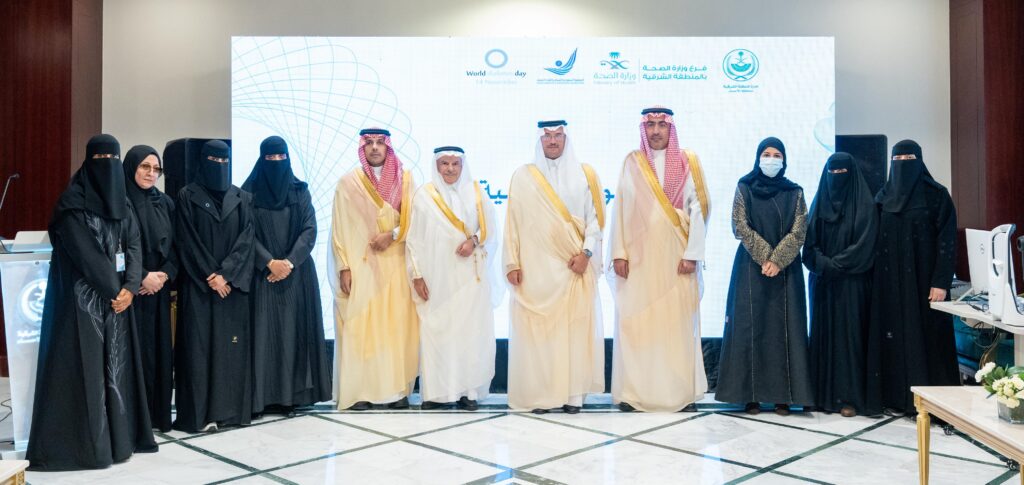 مُحافظ الأحساء يُدشِّن مبادرتي “سكرك بأمان” و”الشرقية مبصرة”