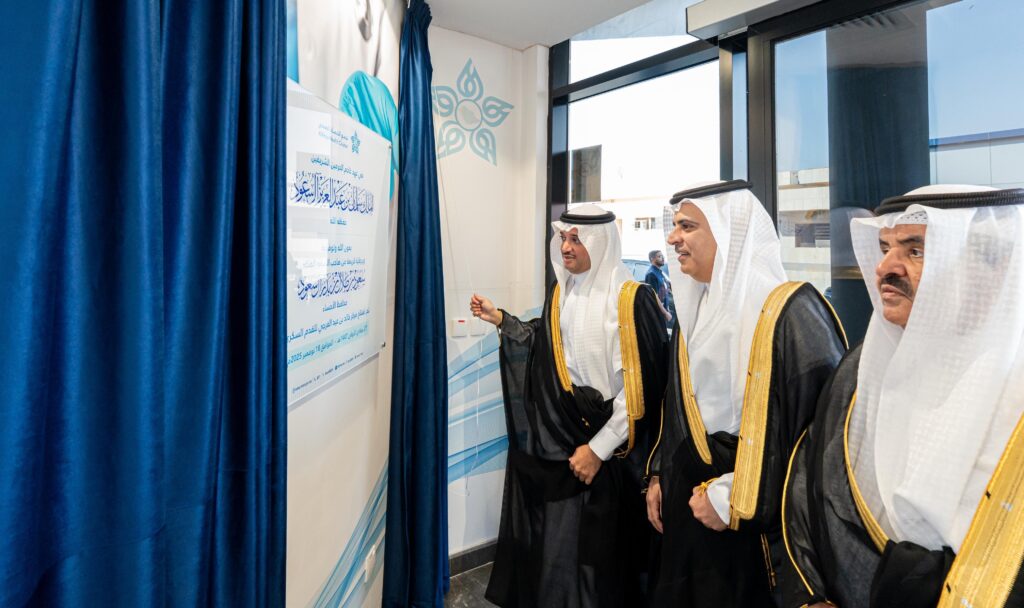 سمو محافظ الأحساء يدشّن مشروع مركز خالد بن عيد العرجي للقدم السكري