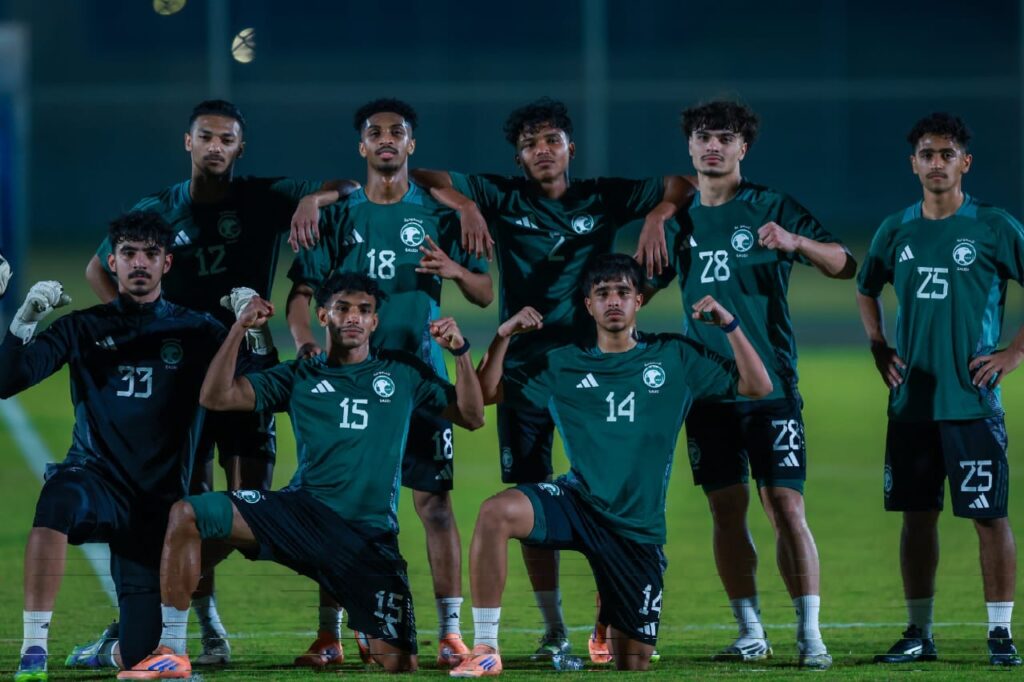 الأخضر تحت19 يدشن تدريباته في معسكر الاحساء