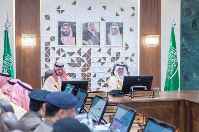 أمير الشرقية يرأس اجتماع المحافظين.. ويؤكد على الاهتمام بخدمة المواطنين والمقيمين 