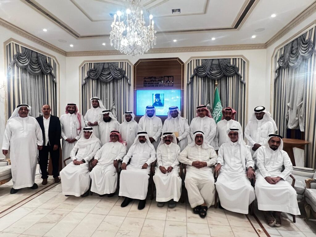 أولى أمسيات نورة الثقافي.. صلاح بن هندي: الثقافة والوعي هما الفارق بين الرسام والفنان