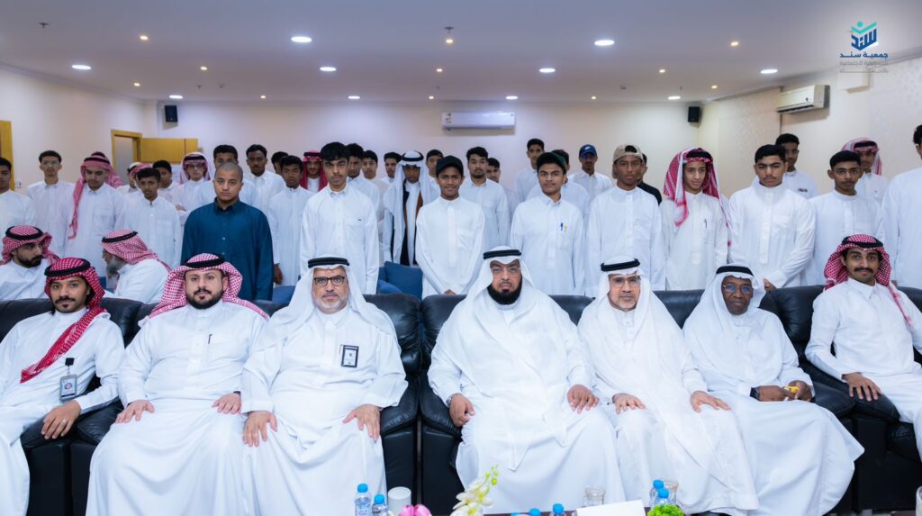 في الأحساء.. مشروع “ارفدني التعليمي” يستقطب أكثر من 200 طالب وطالبة