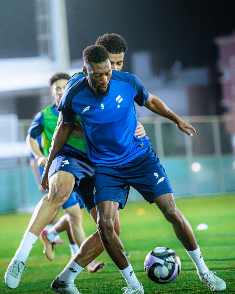الفتح يواصل استعداداته لمواجهة الهلال.. والإصابات تعصف بالفريق