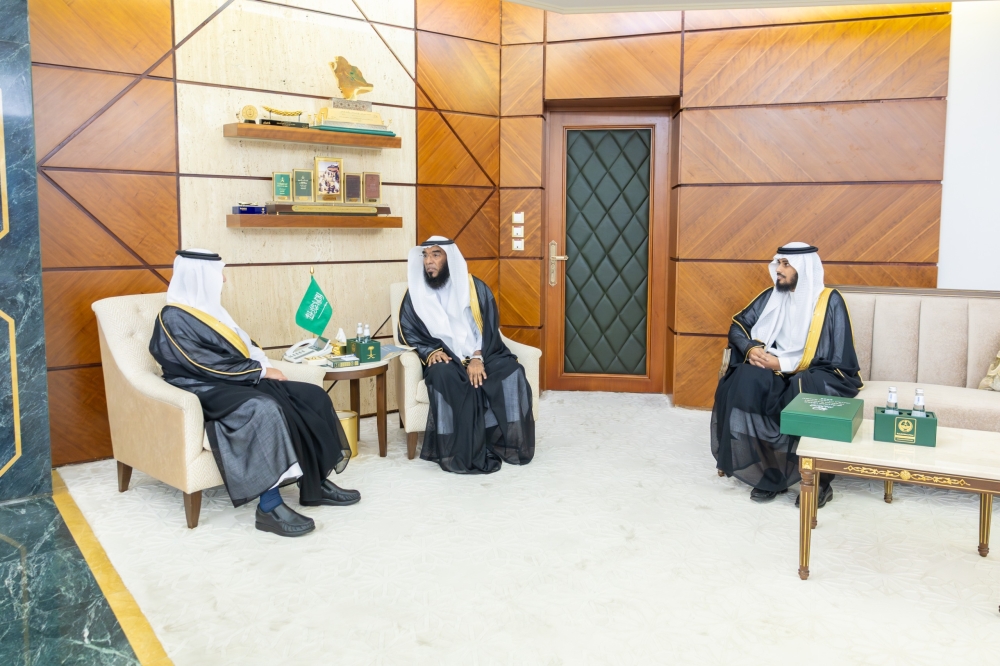 أمير الشرقية يستقبل رئيس جمعية “تعظيم” للعناية بالقرآن الكريم