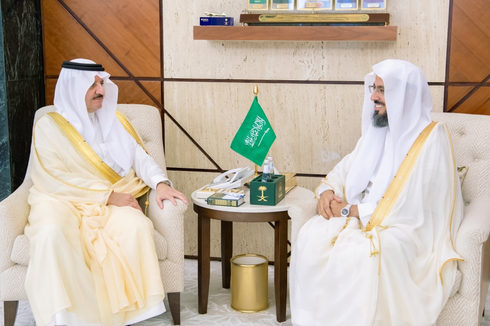 أمير الشرقية يستقبل الشيخ عبدالسلام الغامدي بمناسبة تعيينه عضوًا بالمجلس الأعلى للقضاء