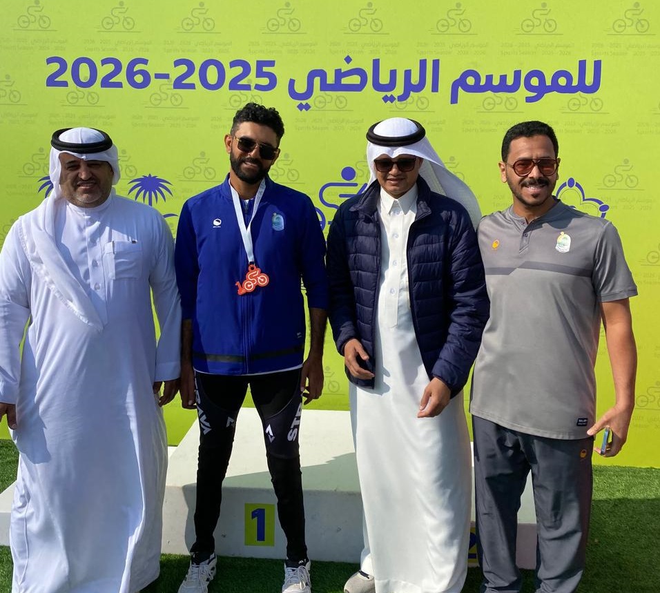 شريك إعلامي.. “الهاشم” لاعب ذوي الإعاقة بالأحساء بطل المملكة في تصنيف C1 للدراجات