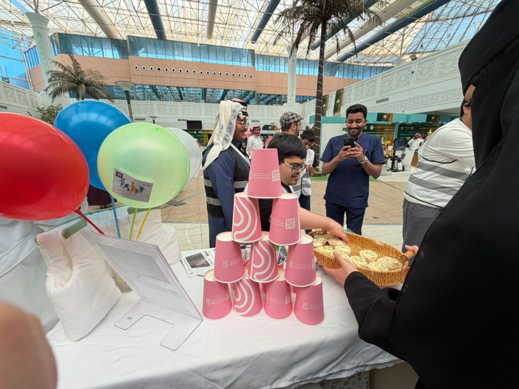 جمعية تفاؤل تشارك بركن تعريفي في فعالية «إكسبو همم» في جامعة الملك فيصل