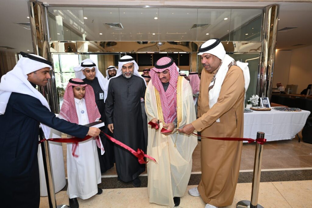 بالصور.. أمين الأحساء يشهد فعاليات اليوم العالمي للغة العربية