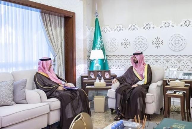 نائب أمير الشرقية يستقبل رئيس الاتحاد العربي لكرة اليد