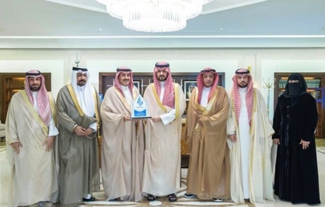نائب أمير الشرقية يستقبل رئيس وأعضاء مجلس إدارة جمعية “سقياهم” نائب أمير الشرقية يستقبل رئيس وأعضاء مجلس إدارة جمعية “سقياهم”
