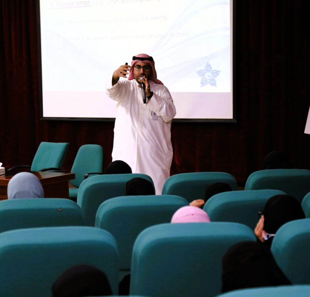 مستشفى الولادة والأطفال ينفّذ ورشة عمل حول تسجيل المخاطر لتعزيز سلامة المرضى