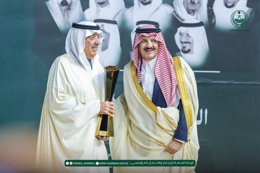 أمير الشرقية يسلّم كأس الأمير نايف بن عبدالعزيز للفروسية بالرياض