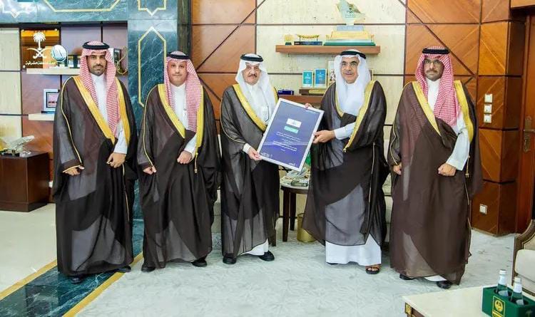 أمير الشرقية ينوّه بدعم القيادة للقطاع البلدي ويثمّن إنجازات أمانة المنطقة