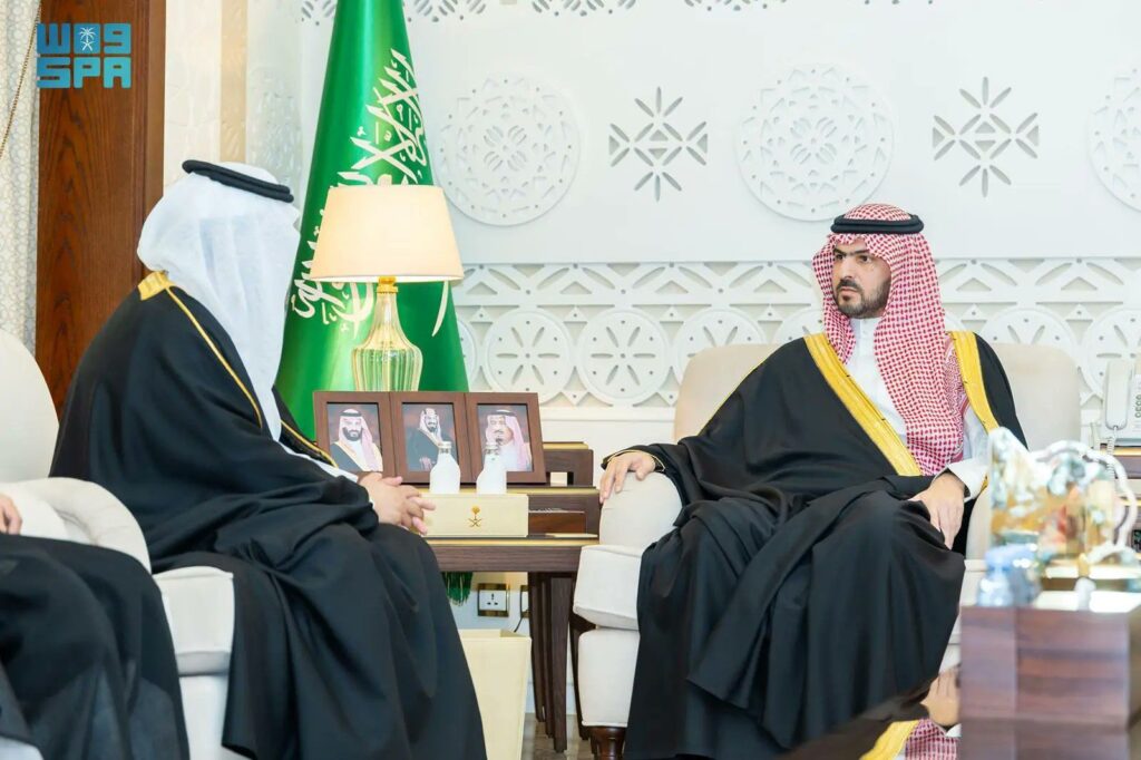 ‏نائب أمير الشرقية يطلع على برامج وجهود جمعية هداية للدعوة والإرشاد