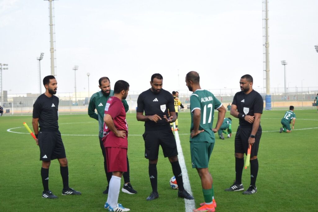 بطولة الأحساء للدرجة الرابعة.. العيون يتغلب على الشعبة بثلاثة أهداف مقابل هدف واحد