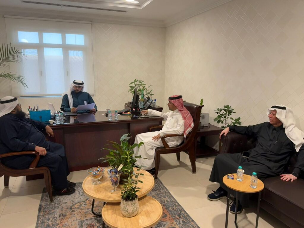 فريق متابعة برنامج المدن الصحية بالأحساء يعقد اجتماعه الـ23 لتعزيز جودة الحياة