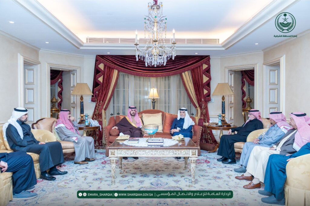 سمو نائب أمير المنطقة الشرقية يعزّي أسرة التركي