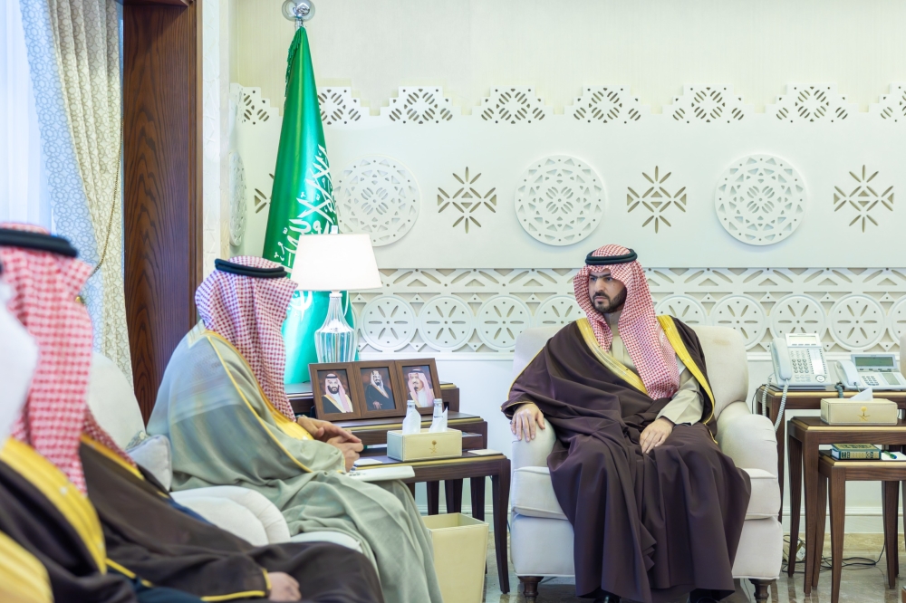نائب أمير الشرقية يستقبل رئيس وأعضاء مجلس إدارة جمعية ترميم بالمنطقة
