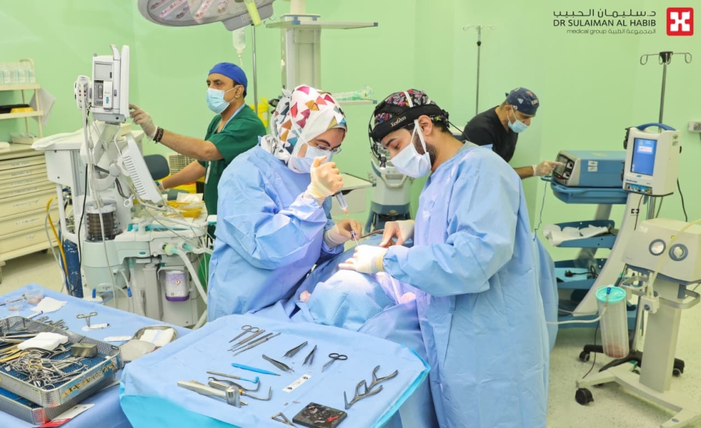 استئصال 36 ورما سرطانيا من رقبة ثلاثيني بمستشفى الحبيب في الخبر