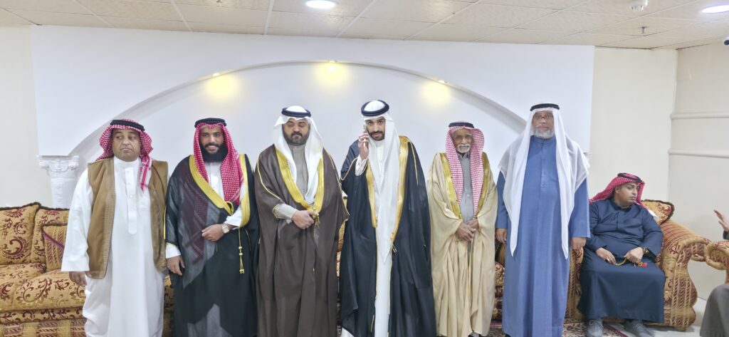 أسرة البخيت بالعيون تحتفل بزواج ابنها “خالد”