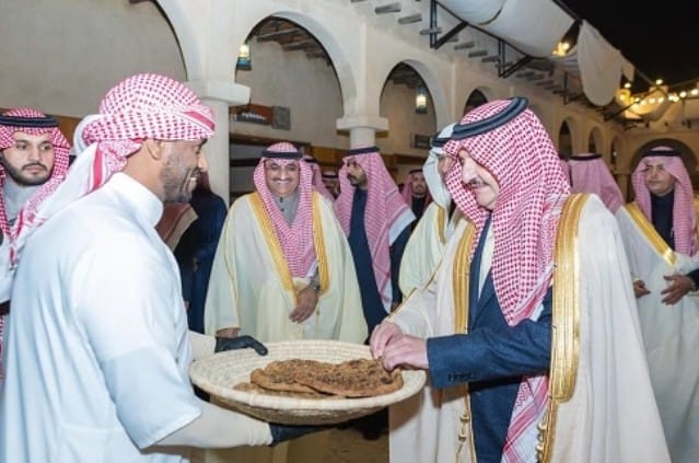 أمير المنطقة الشرقية يرعى افتتاح مهرجان تمور الأحساء