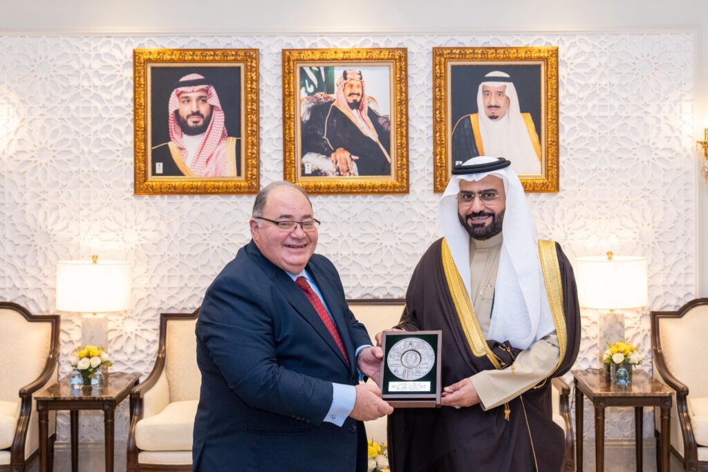 وكيل محافظة الأحساء يستقبل القنصل العام لجمهورية مصر العربية الشقيقة بالرياض