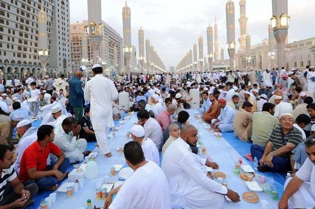 اعرف الضوابط.. بدء استقبال طلبات تصاريح سفر إفطار الصائمين في رمضان 1447هـ